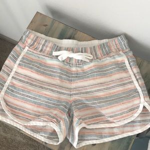 Athleta Shorts, 100% linen, worn twice.